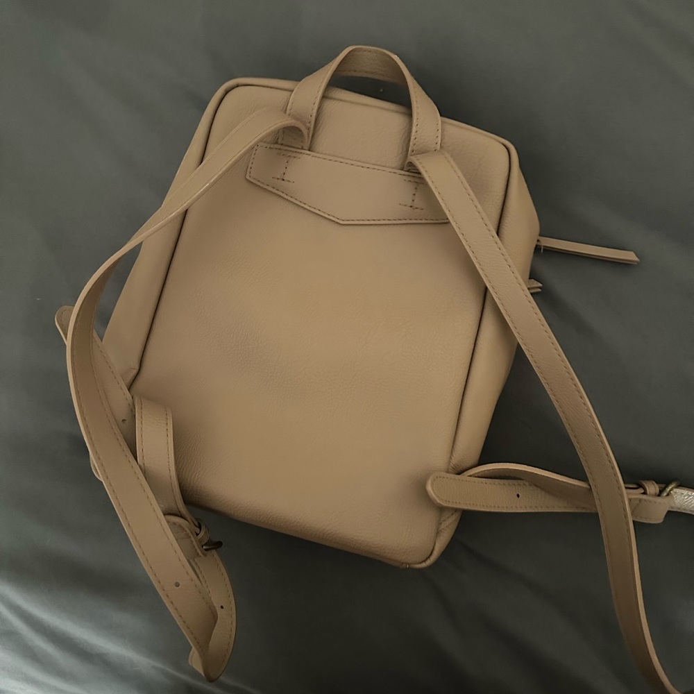Universal Thread Backpack - image 2